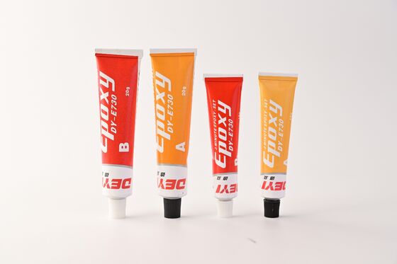 Chất dính epoxy hai phần. Glu AB mạnh để gắn kết cấu trúc và sửa chữa bề mặt.