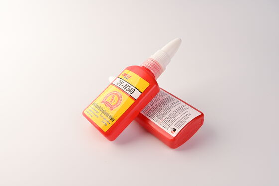 Threadlocker Glu dính anaerobic màu vàng sáng Được thiết kế để cung cấp khóa sợi an toàn và chống rò rỉ trong các tập hợp